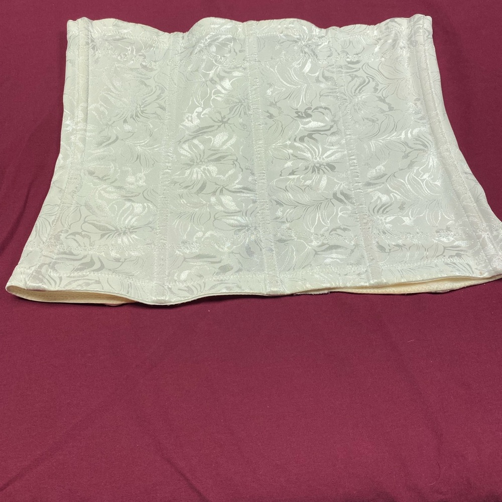 Maidenform Flexees Cream Shapewear Corset